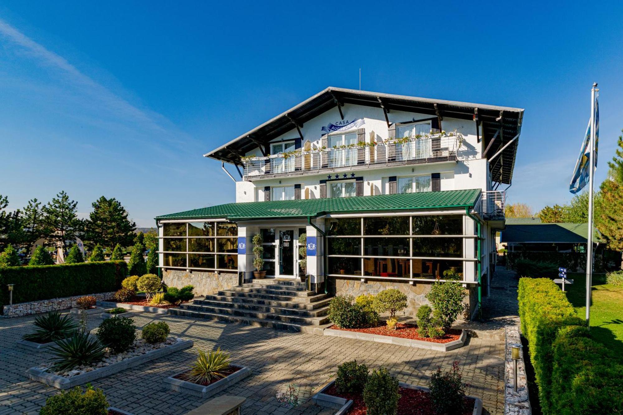 Casa Augsburg Hotell Băneşti Exteriör bild